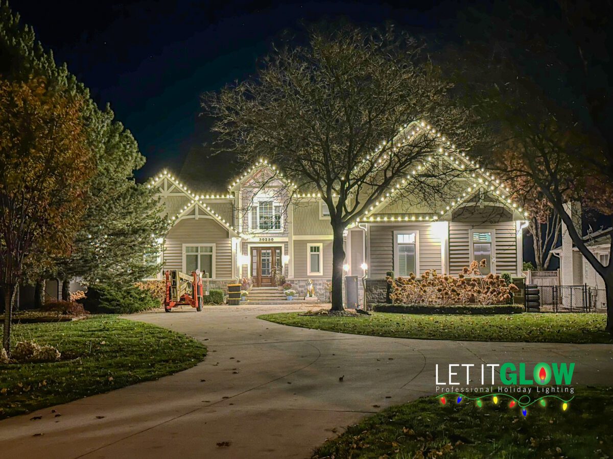 Christmas Light Installers in Macomb County, MI